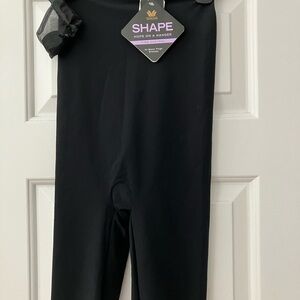 Wacoal Black Seamless Hi Waist SHAPE Slimner Thigh Length